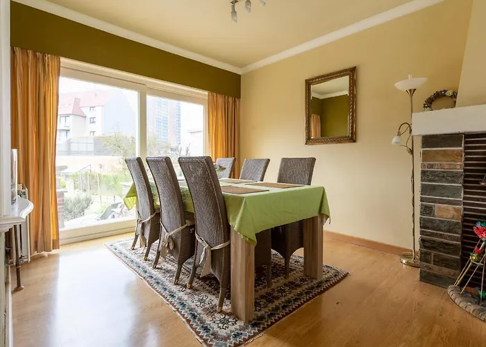 Vlak Bij Zee Ostende